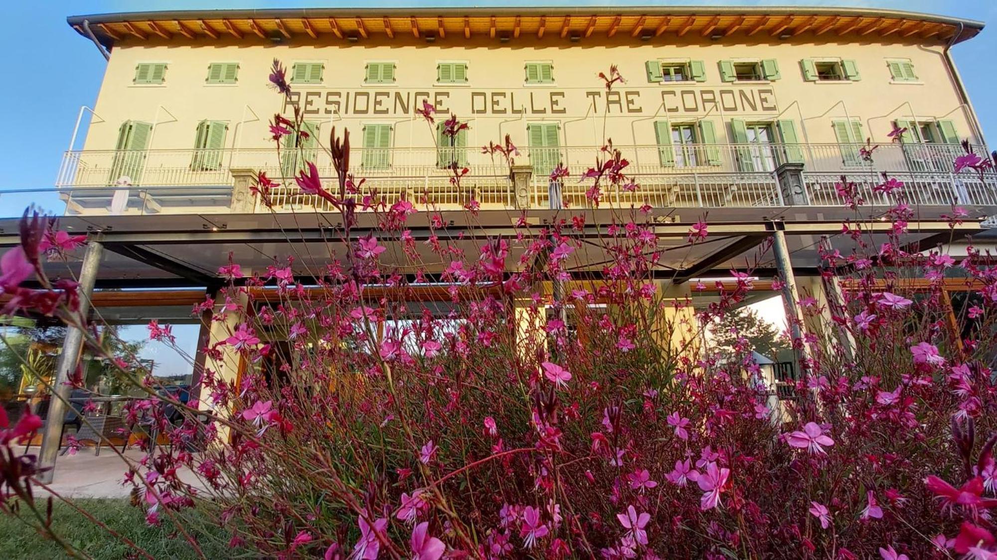 Residence delle Tre Corone Trescore Balneario Exterior foto